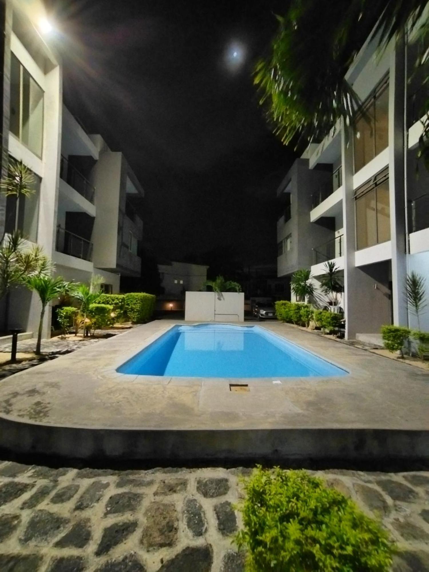 Morsky Vanek Apartment Flic en Flac Exterior photo